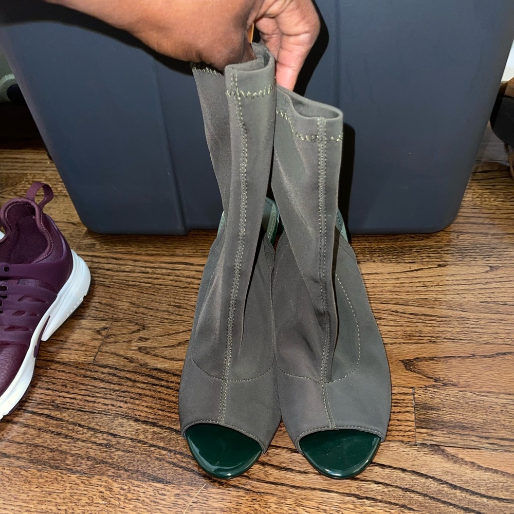 Cape Robbin Heels